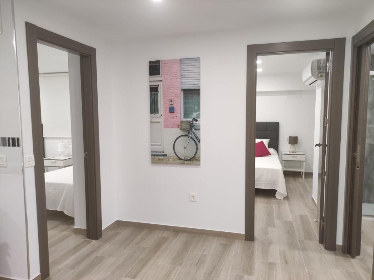 Apartamentos La Libertad 2 贝纳尔马德纳 外观 照片