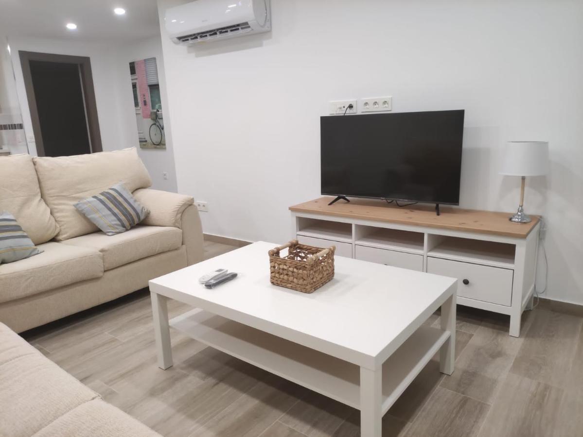 Apartamentos La Libertad 2 贝纳尔马德纳 外观 照片